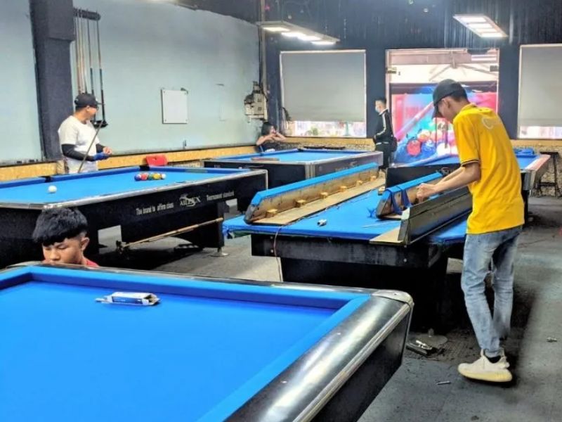 thay nỉ bàn bida giá hiện nay