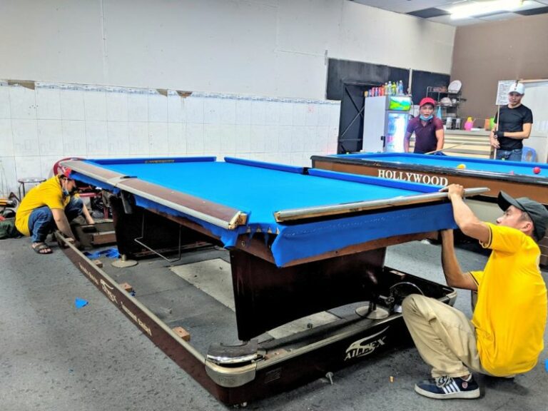 thay nỉ bàn bida giá hiện nay